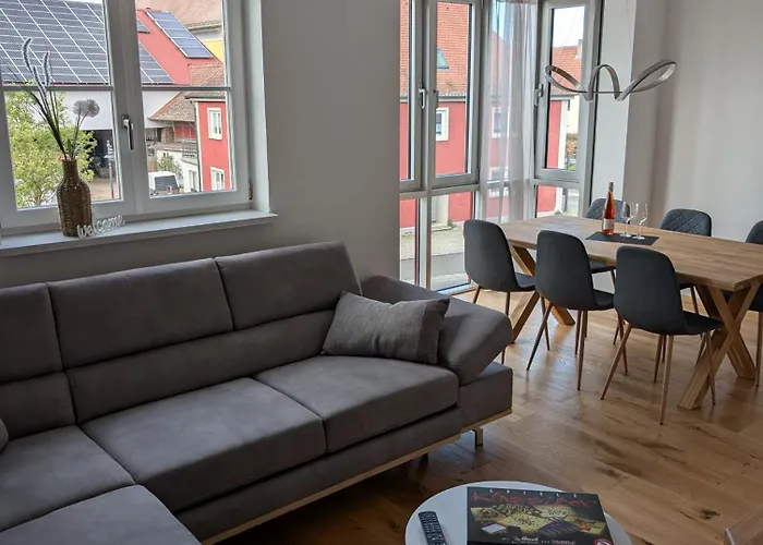 Schwarzer Adler - Storchennest Apartmán